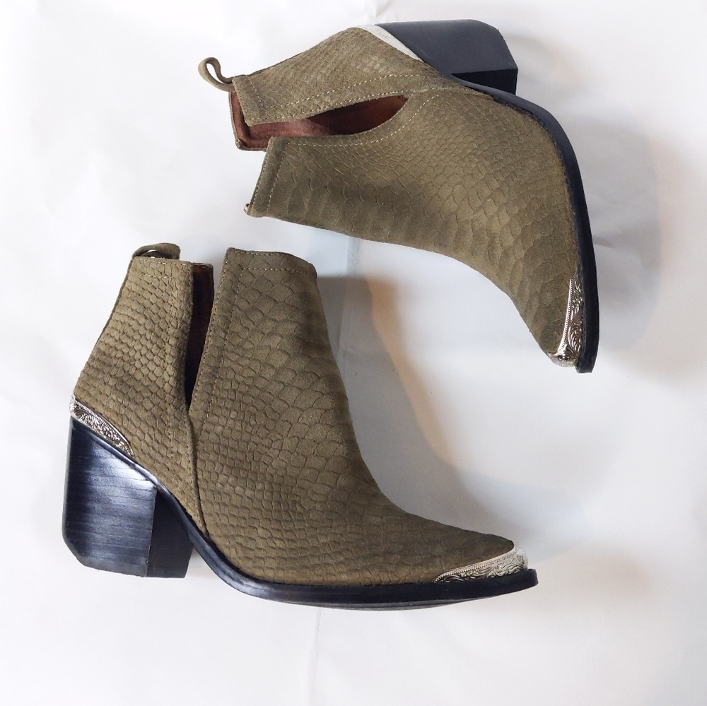 🌿FREE PEOPLE JEFFREY CAMPBELL BOOTIES🌿 - Picture 4 of 14